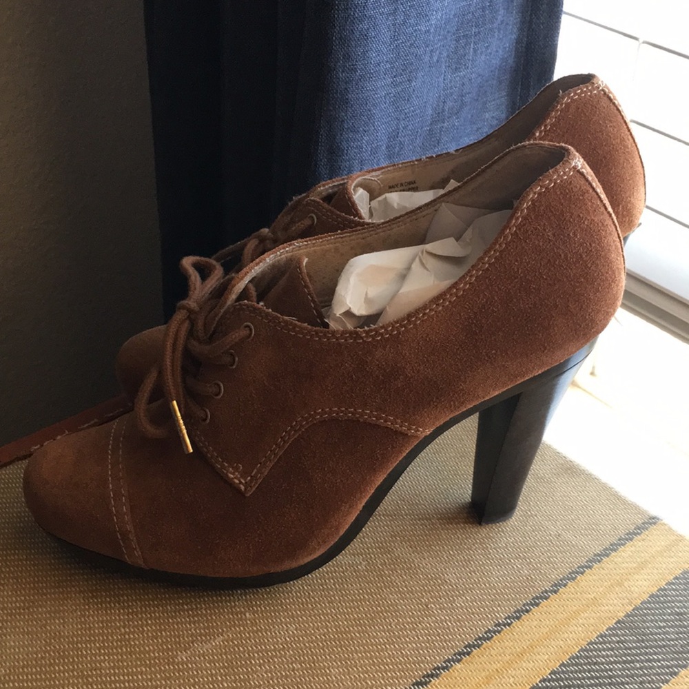 Never Worn, Michael Kors, Suede Booties